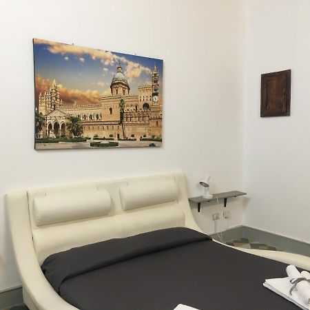ホテル Le Stanze Di Regina Margherita パレルモ エクステリア 写真